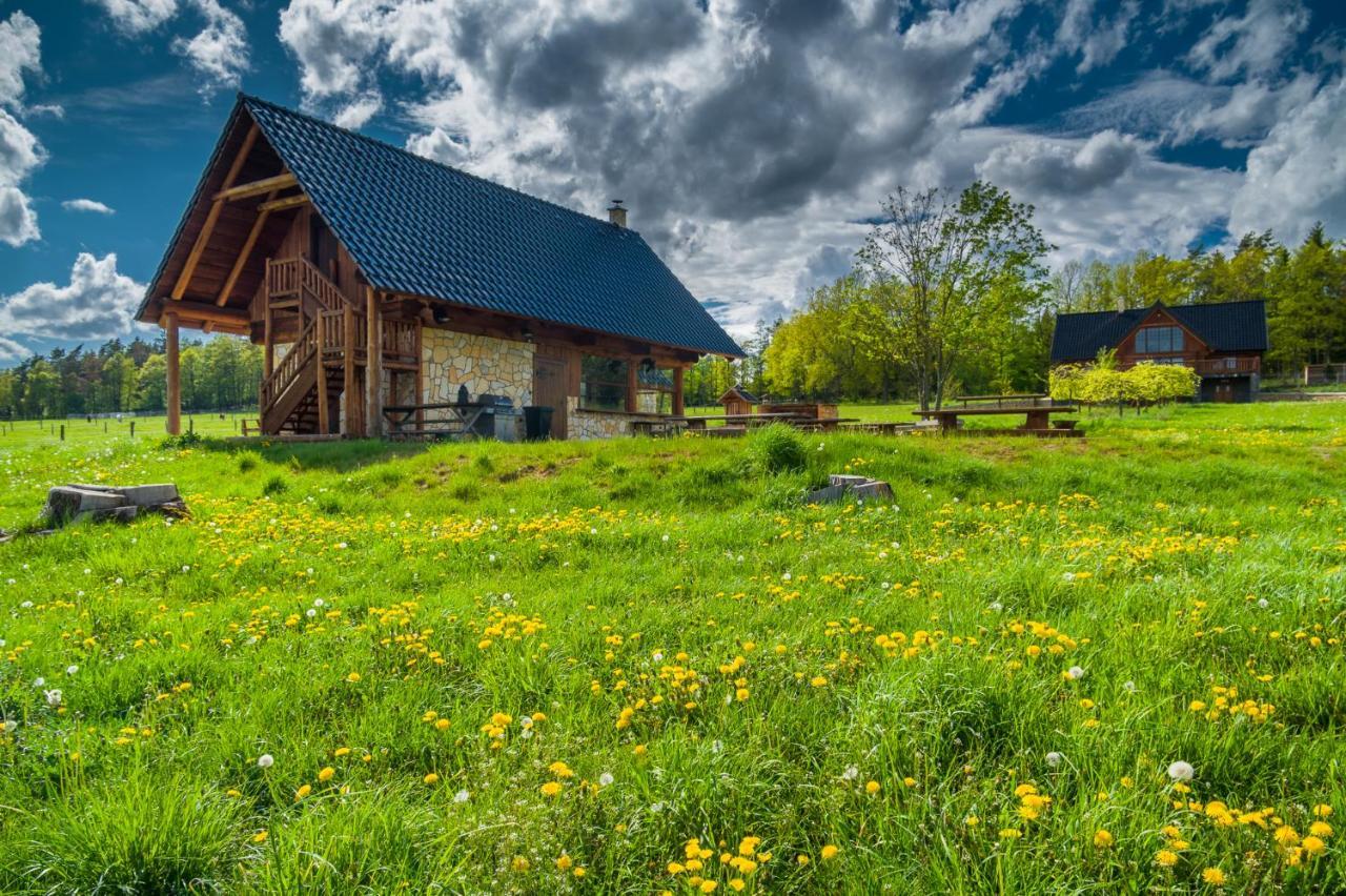 Hotel Ranch Jestrebice Hermanicky Esterno foto