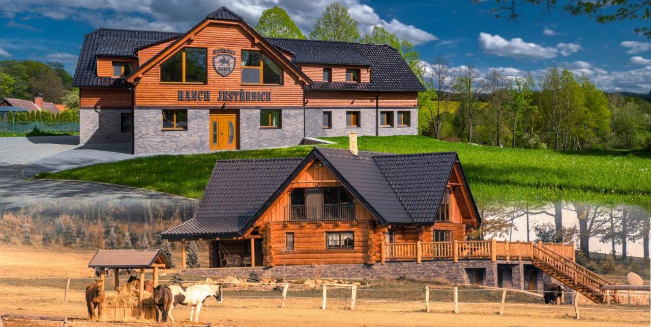 Hotel Ranch Jestrebice Hermanicky Esterno foto