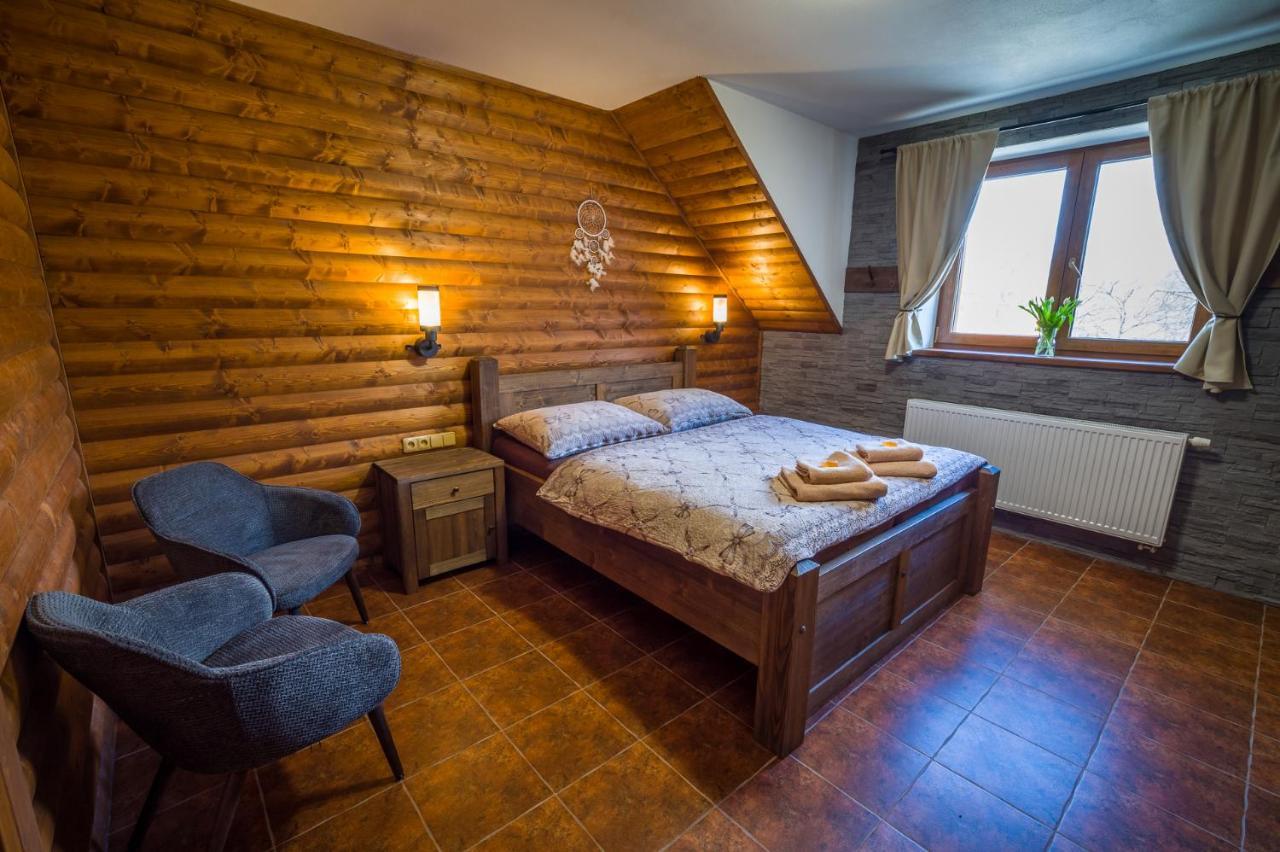 Hotel Ranch Jestrebice Hermanicky Esterno foto